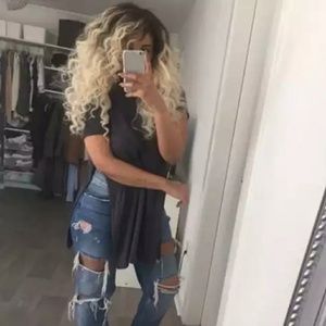 🔥 NWOT Side Split Tshirt 🔥